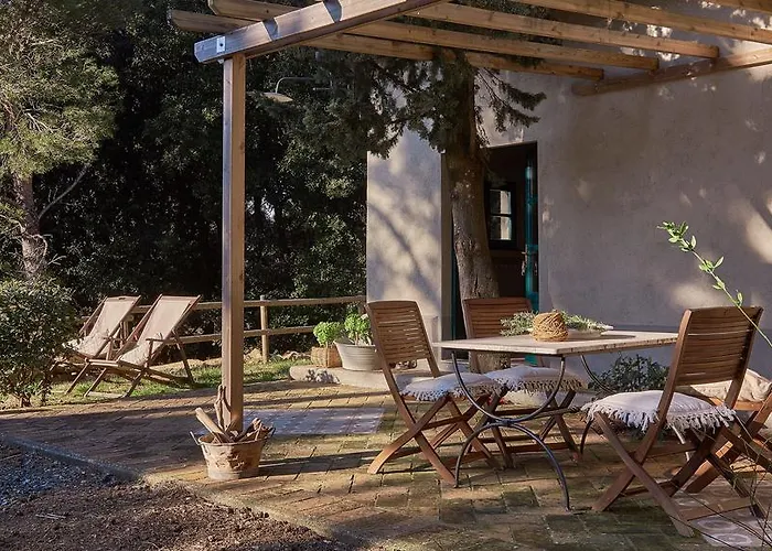 Agriturismo Alberelli ファームステイ ロジニャーノ・マリッティモ