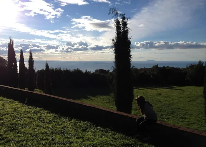 ファームステイ Agriturismo Alberelli ロジニャーノ・マリッティモ